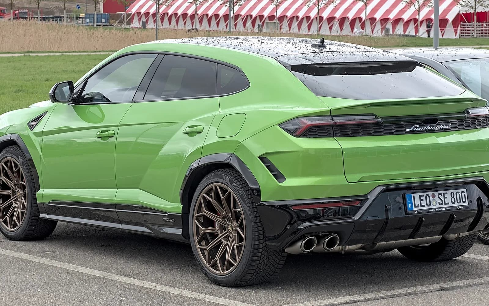 Lamborghini Urus SE performance SUV