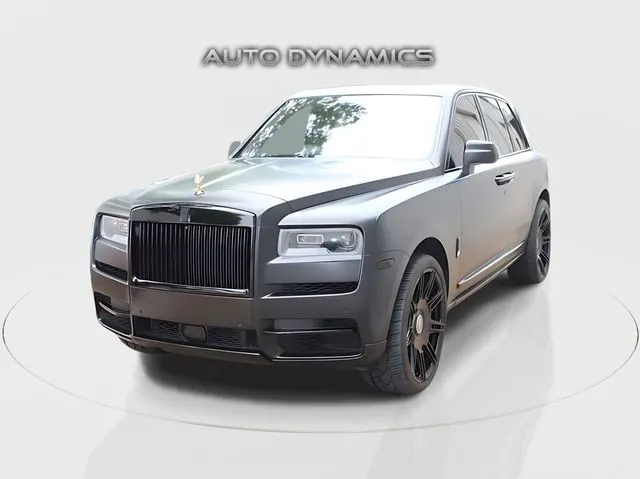 2020 Rolls-Royce Cullinan Rear Thearter/ Starlight